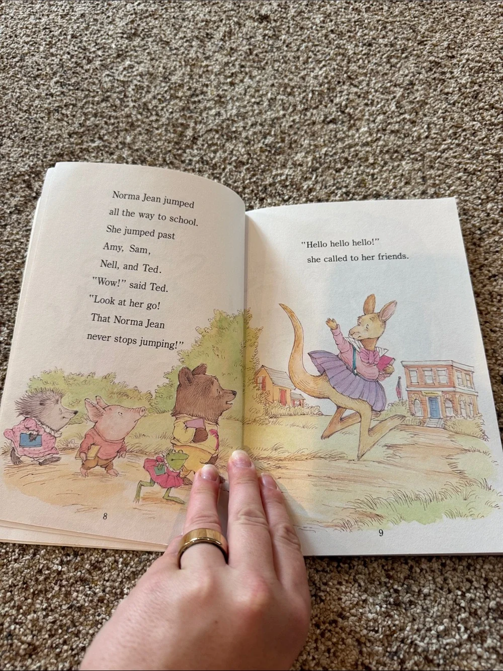 Norma Jean, Jumping Bean Step into Reading Book by Joanna Cole - Picture 8 of 11